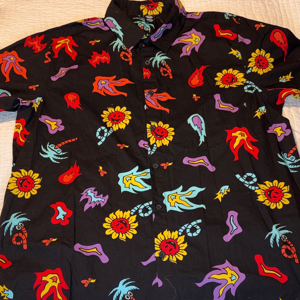 Neff Black Shirt with Colorful Graphic Patterns-unisex - Picture 3 of 6